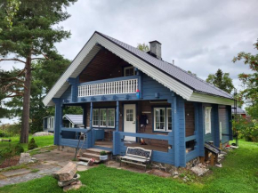 3 Bedroom Cottage with Sauna by the Sea Vaasa